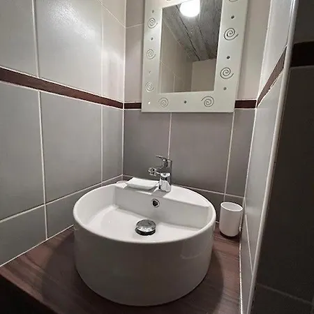 Sarahandia Holiday home *