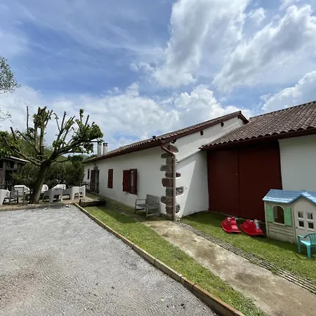 Sarahandia Holiday home Aldudes