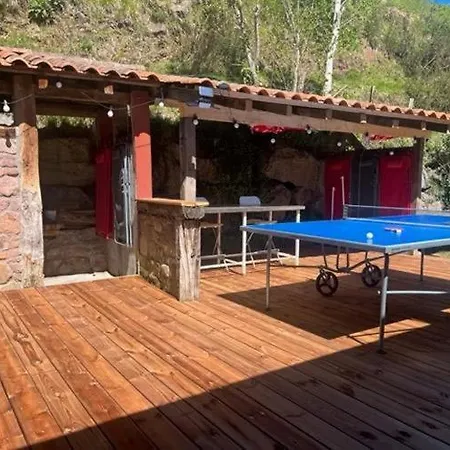 Sarahandia